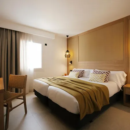 Caramelo Marina Calan Bosch - Adults Only Hotel