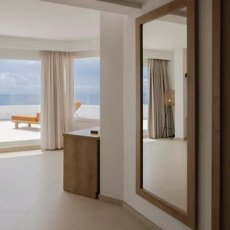 Caramelo Marina Calan Bosch - Adults Only Hotel Cala en Bosch