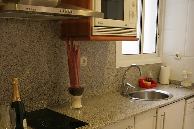 Hotel Caramelo Marina Calan Bosch - Adults Only 4*