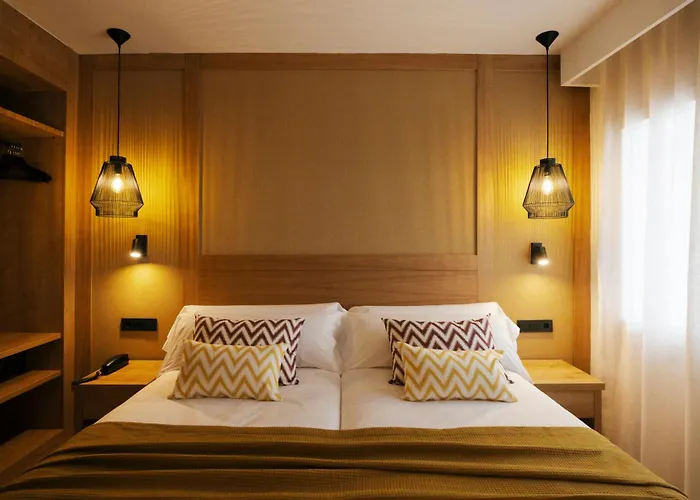 Hotel Caramelo Marina Calan Bosch - Adults Only Cala'N Bosch (Menorca)