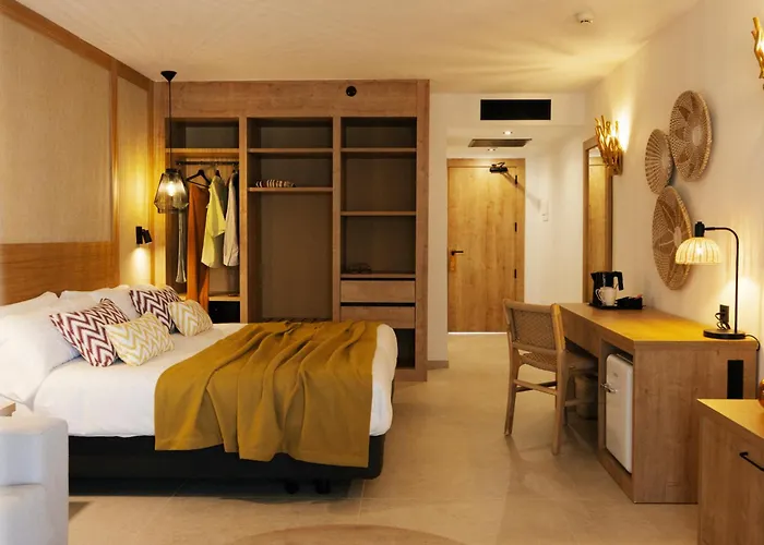 Caramelo Marina Calan Bosch - Adults Only Cala'N Bosch (Menorca)