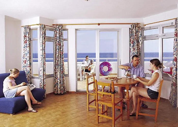 Caramelo Marina Calan Bosch - Adults Only Cala'N Bosch (Menorca)